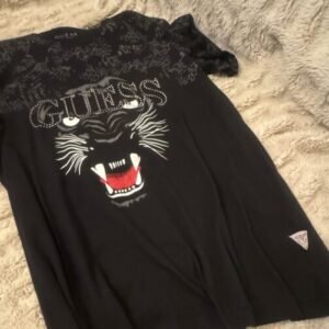 Remera negra de algodón